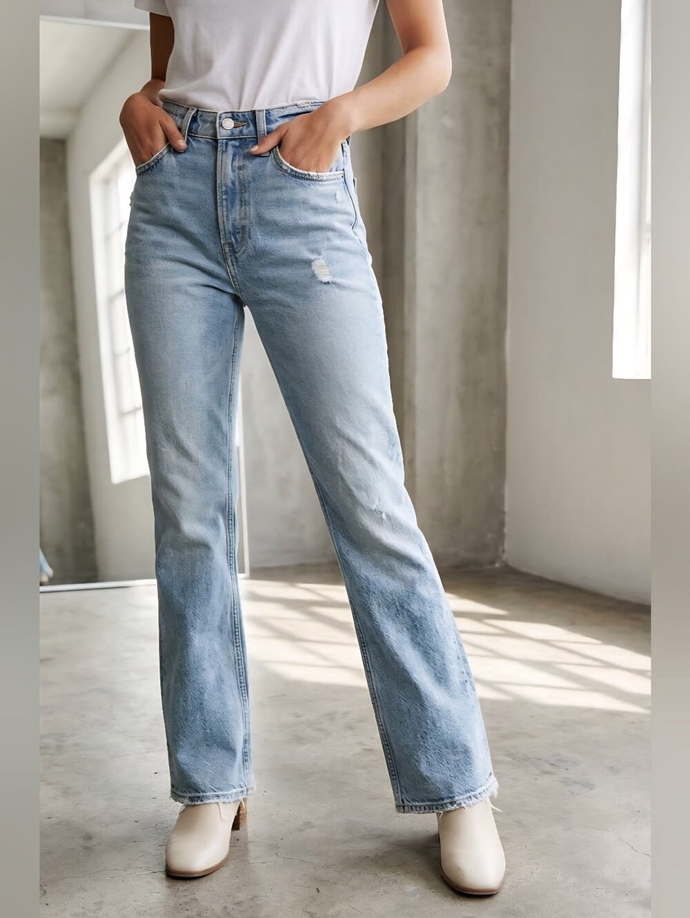Abercrombie & Fitch The Kick Flare Ultra High Rise Blue Cotton Jeans